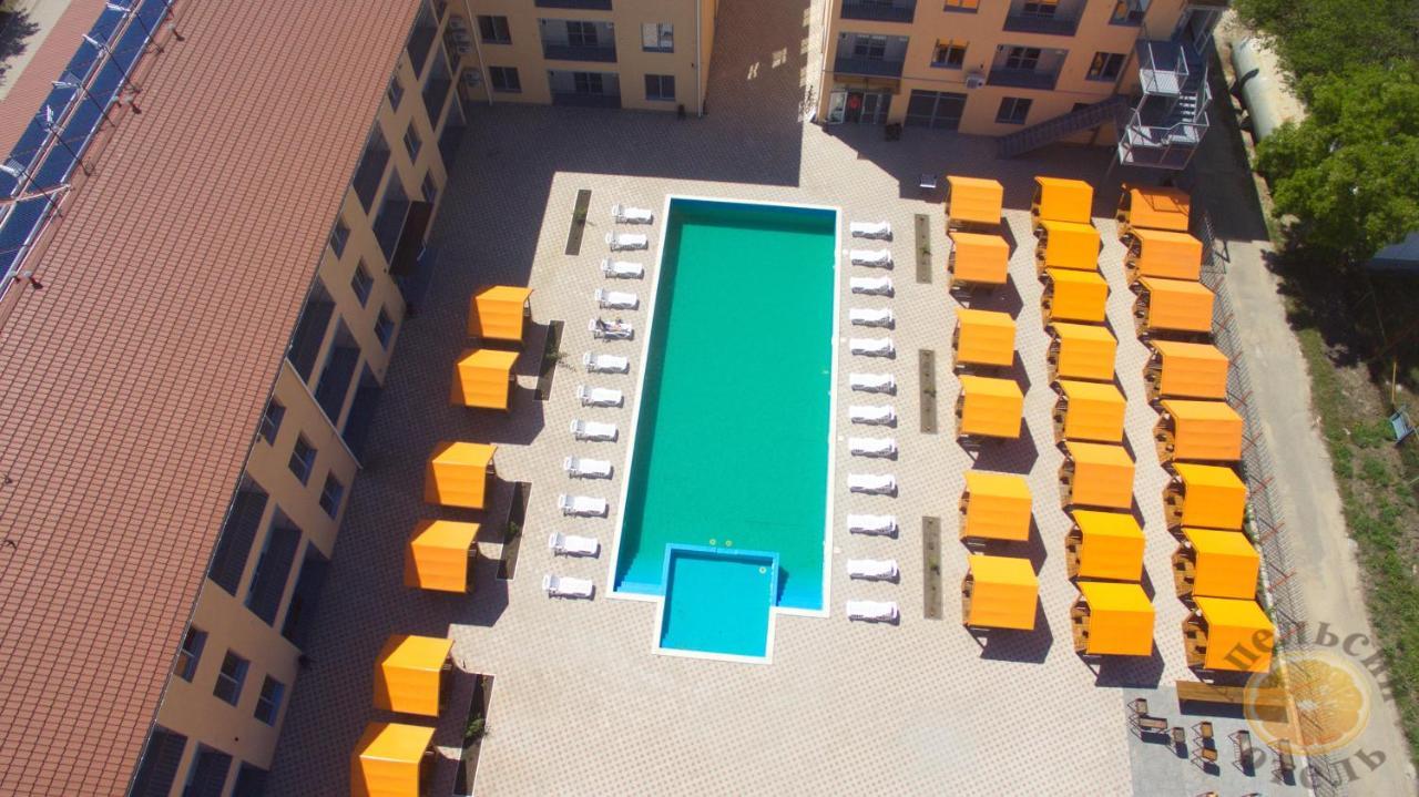 Apelsin Hotel Kobleve Buitenkant foto